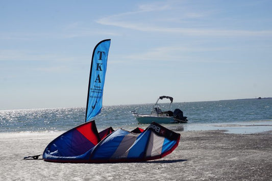 FOR THOSE LOOKING FOR A FUN, EXCITING EXPERIENCE, ENJOY KITEBOARDING LESSONS IN TAMPA