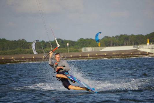 LOOKING FOR A GREAT WAY TO ENJOY THE SURF – CONTACT TARPON KITEBOARDING ADVENTURES FOR LESSONS
